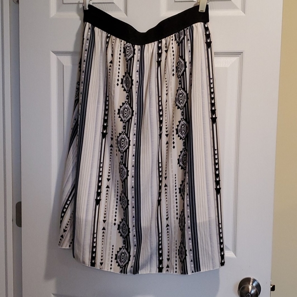 LuLaRoe Lola Skirt 2XL